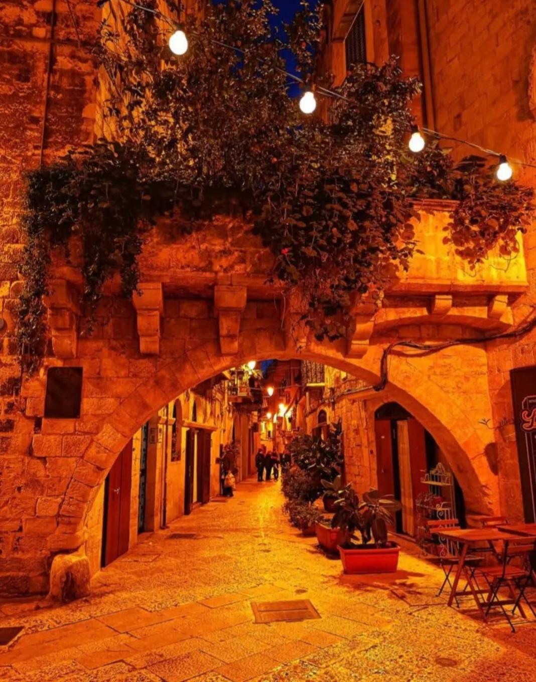 L'Incanto Del Borgo Antico- Locazione Turistica Bari Extérieur photo